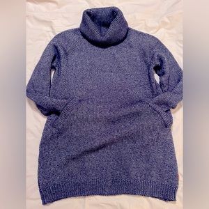 Burton long turtle neck sweater
